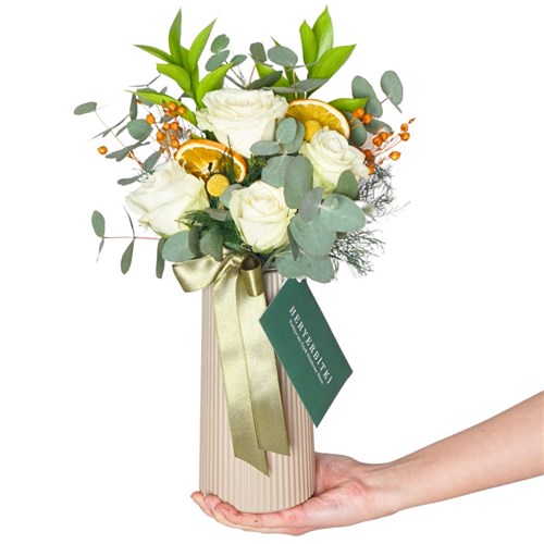 Floral White Roses (Beyaz Gül Buketi)