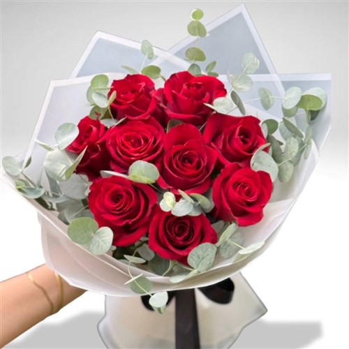 Luxe Scarlet (Kırmızı Gül Buketi)