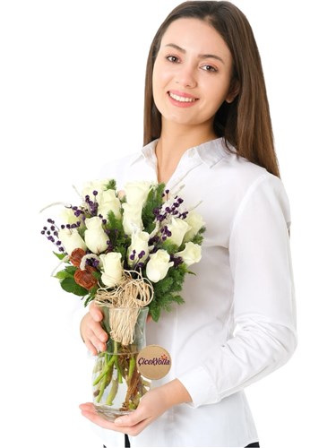 15 White Rose Arrangement